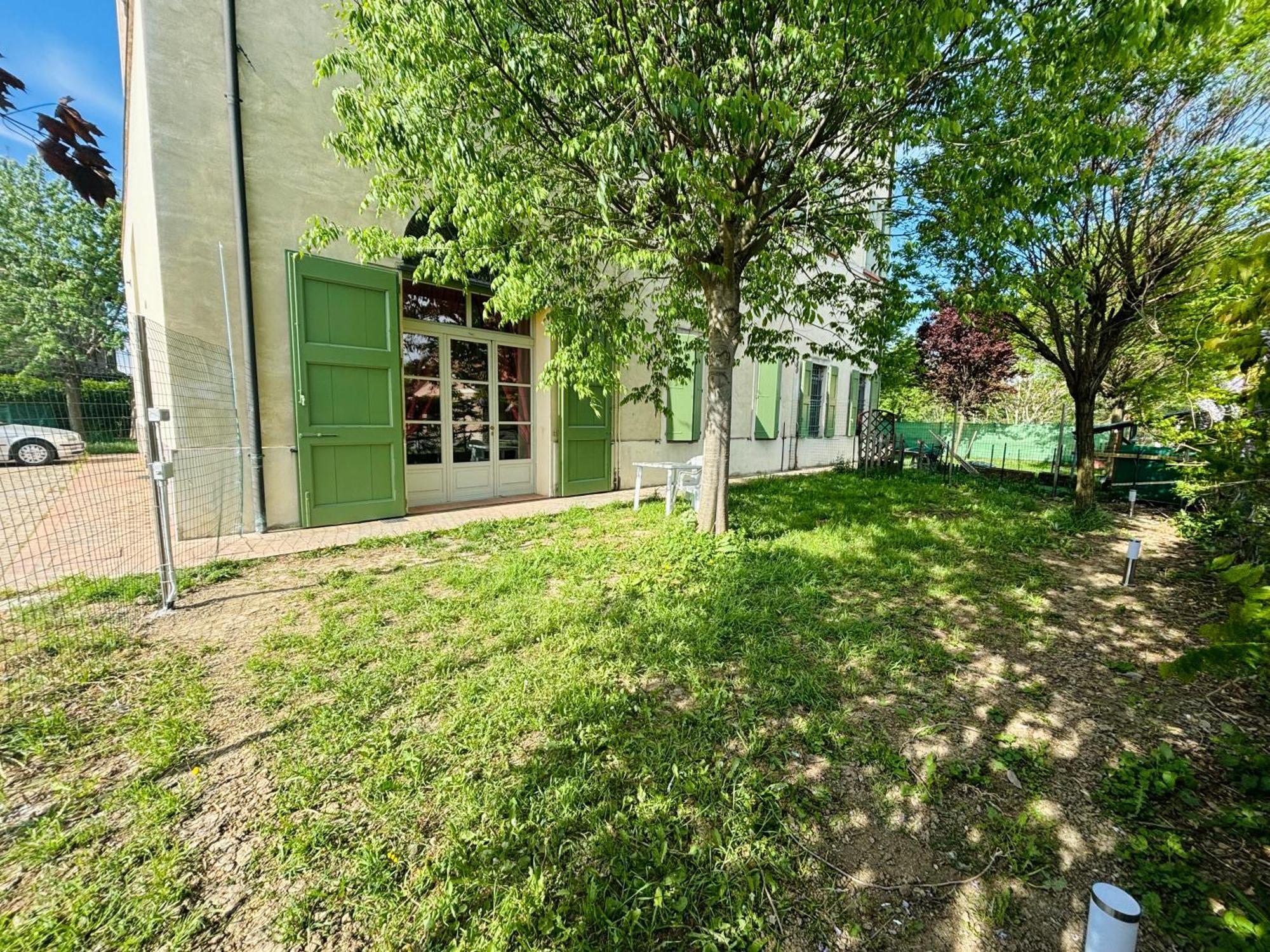 Intero Appartamento Con Giardino In Palazzo Del 1600 Campogalliano Exterior photo