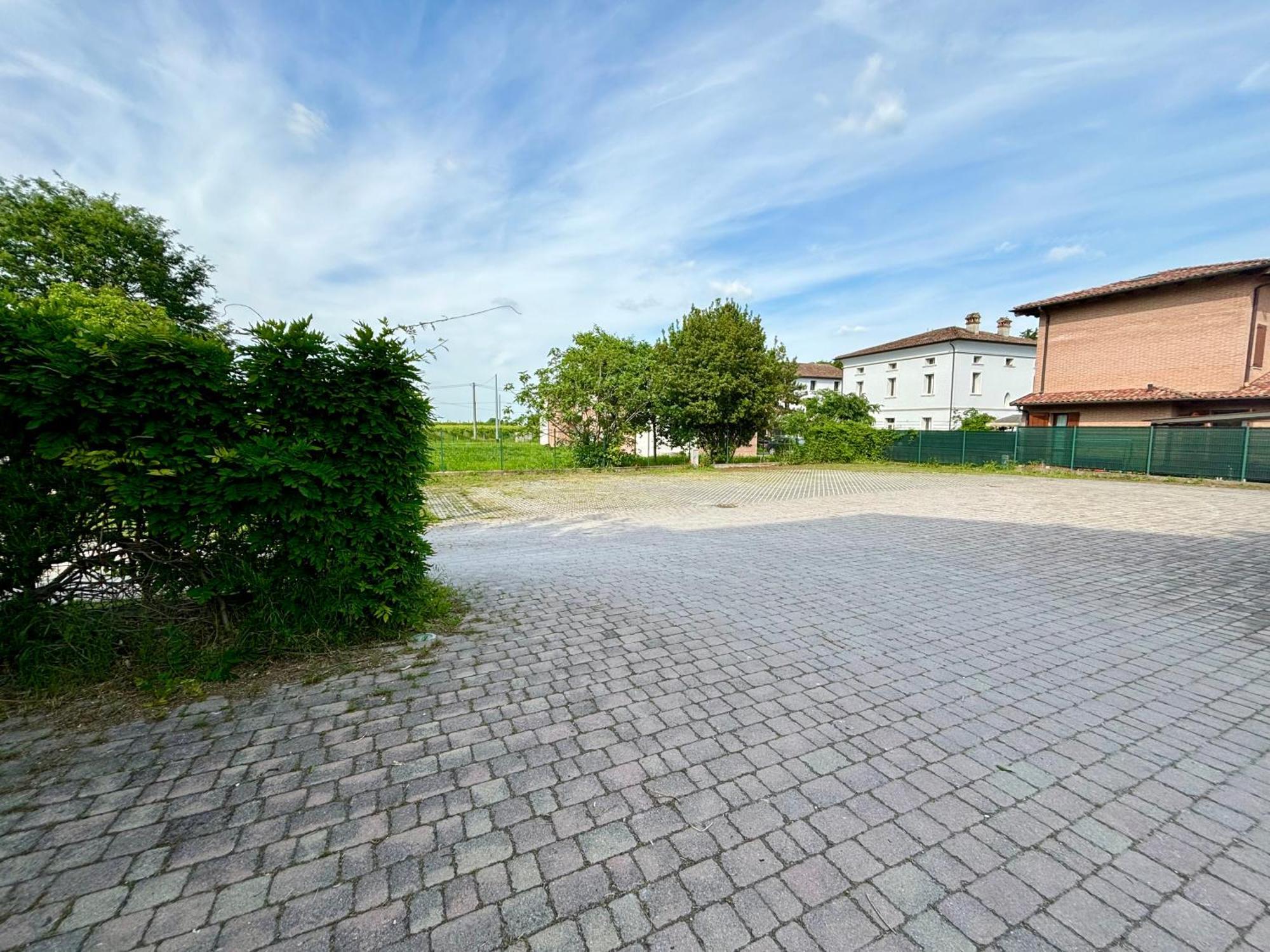 Intero Appartamento Con Giardino In Palazzo Del 1600 Campogalliano Exterior photo